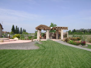 WHAT's THE DIFFERENCE BETWEEN A LANDSCAPER AND A Landscape ARCHITECT?