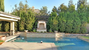 What qualities should a landscaper have