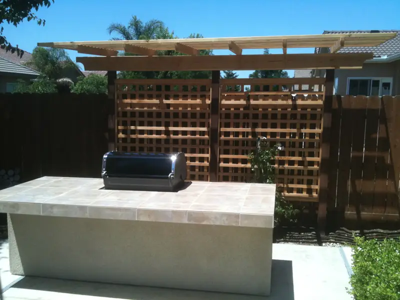 CAN YOU BUILD AN OUTDOOR KITCHEN ON TOP OF PAVERS