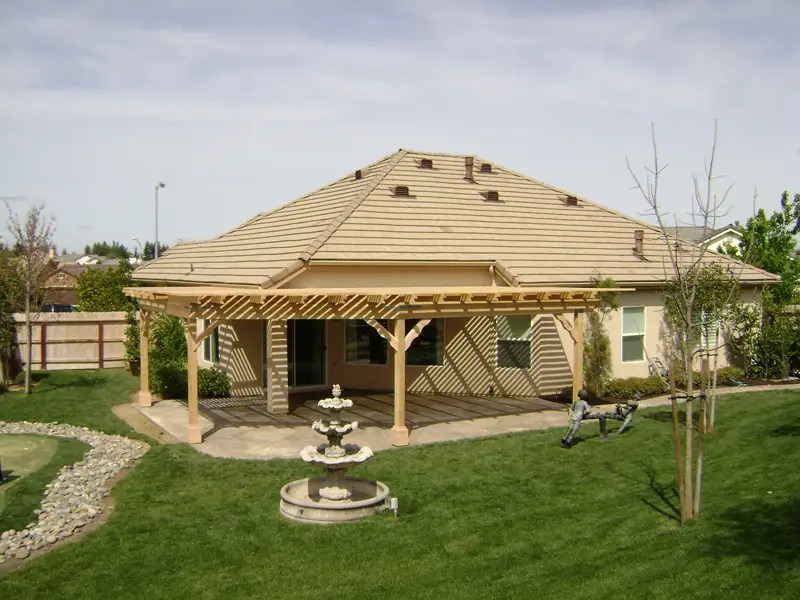 WHAT ARE THE BENEFITS OF A PERGOLA