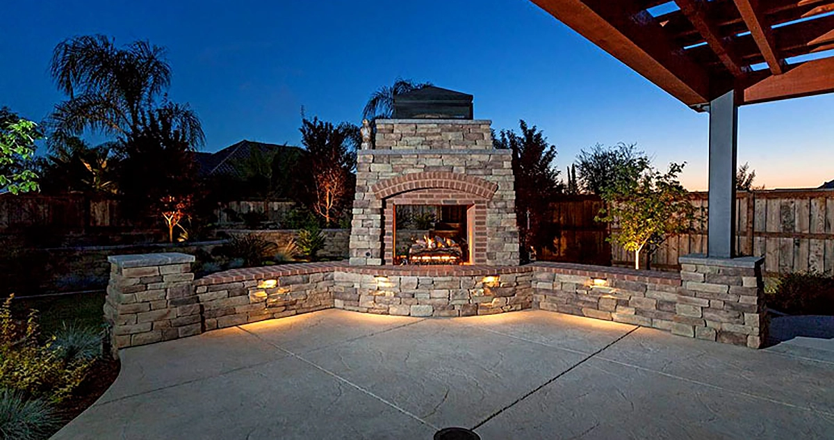 outdoor fireplace construction